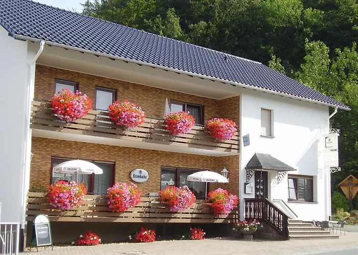 アパート Lisa メーデバッハ